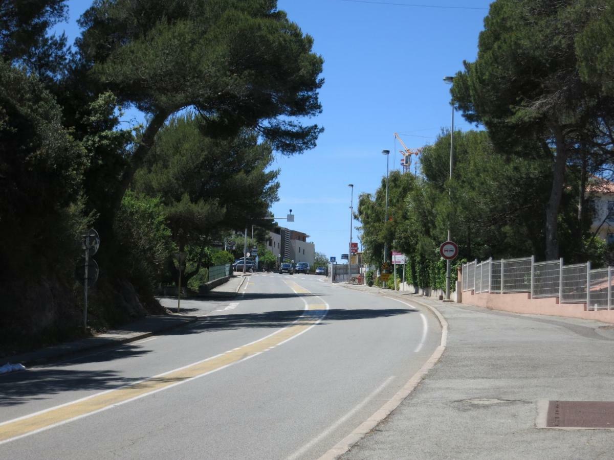 Joli studio A front de mer Saint-Raphael (Var) Exterior foto